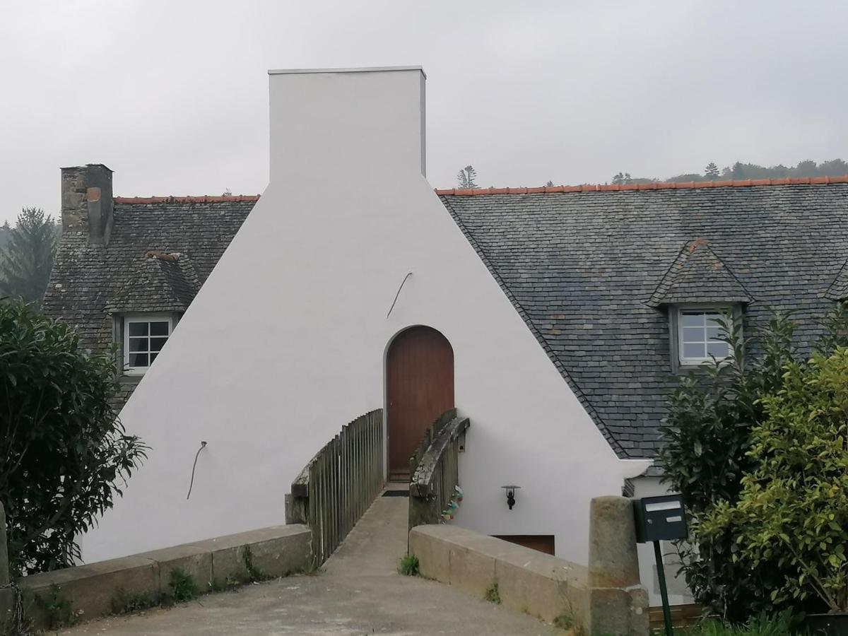 Moulin De Brezal Et Etang A 20 Minute De La Mer Plouneventer Exterior photo